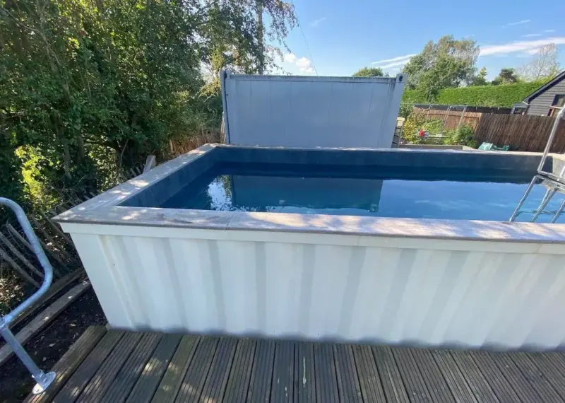 White container pool - Arcus Product