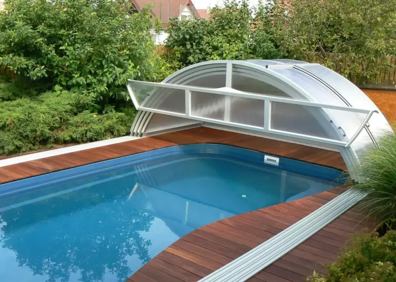 Pool enclosures - Arcus Products