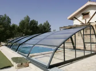 Verona low profile swimming pool enclosure - Arcus Products
